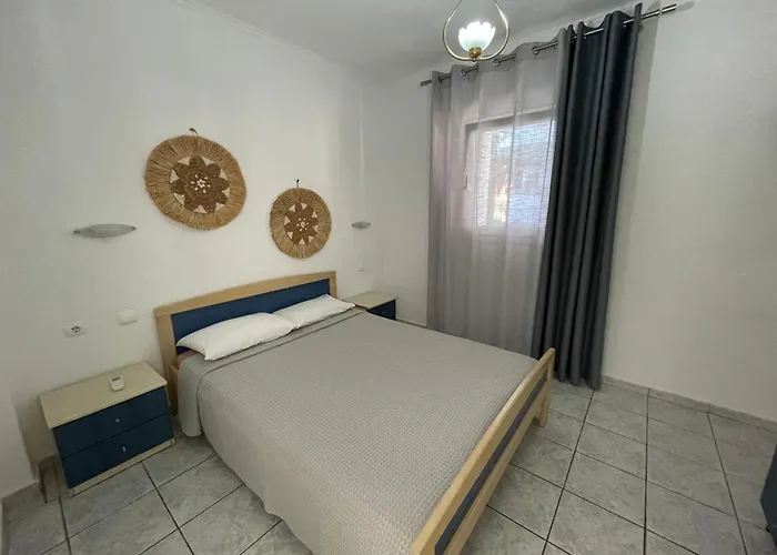 Elegant Stelios Apartament Torone