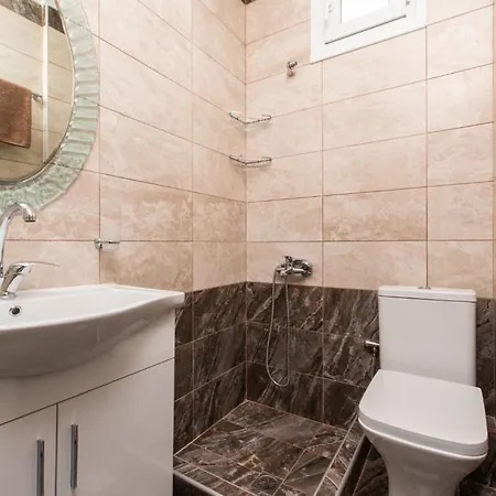 Elegant Stelios * Торони