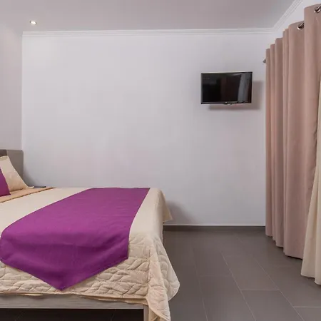 Elegant Stelios Apartment *